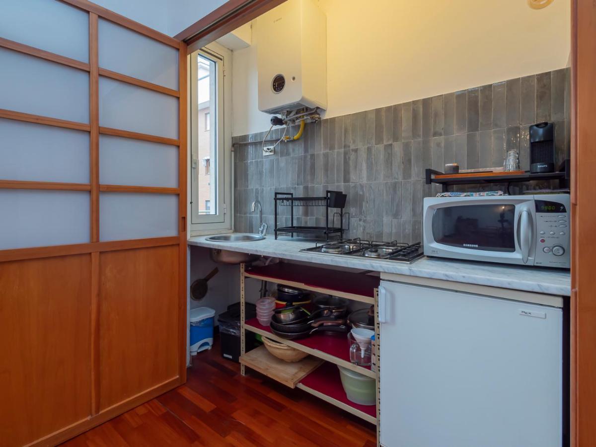 Ihost Flat - Sestini 11 Apartment Milan Luaran gambar